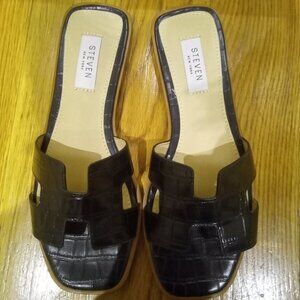 Steven New York Slides Sandal Black Crocodile - Brand New Size 6.5